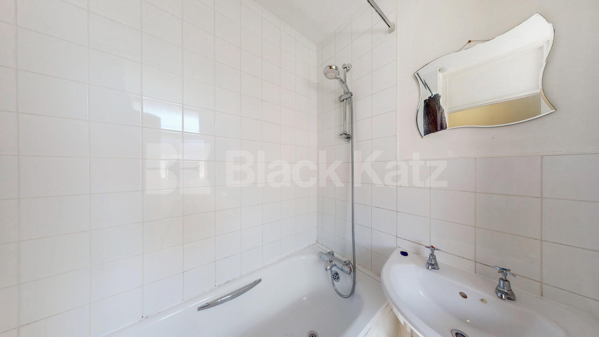 Prime Studio by Regent’s Park/Great Portland Street Station with 114yrs lease Albany Street, Camden / Regents Park